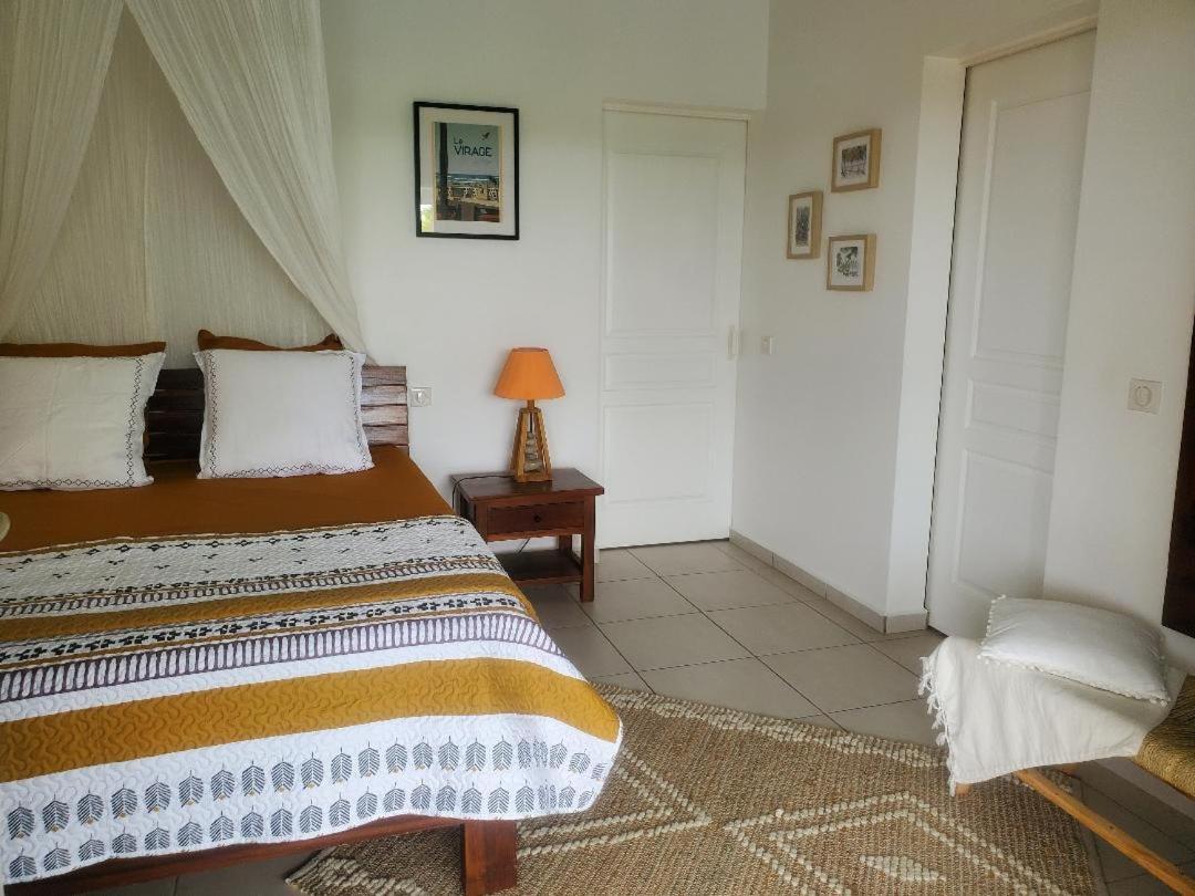 Chambre D'Hote Avec Vue Mer Grand-Bourg  Buitenkant foto